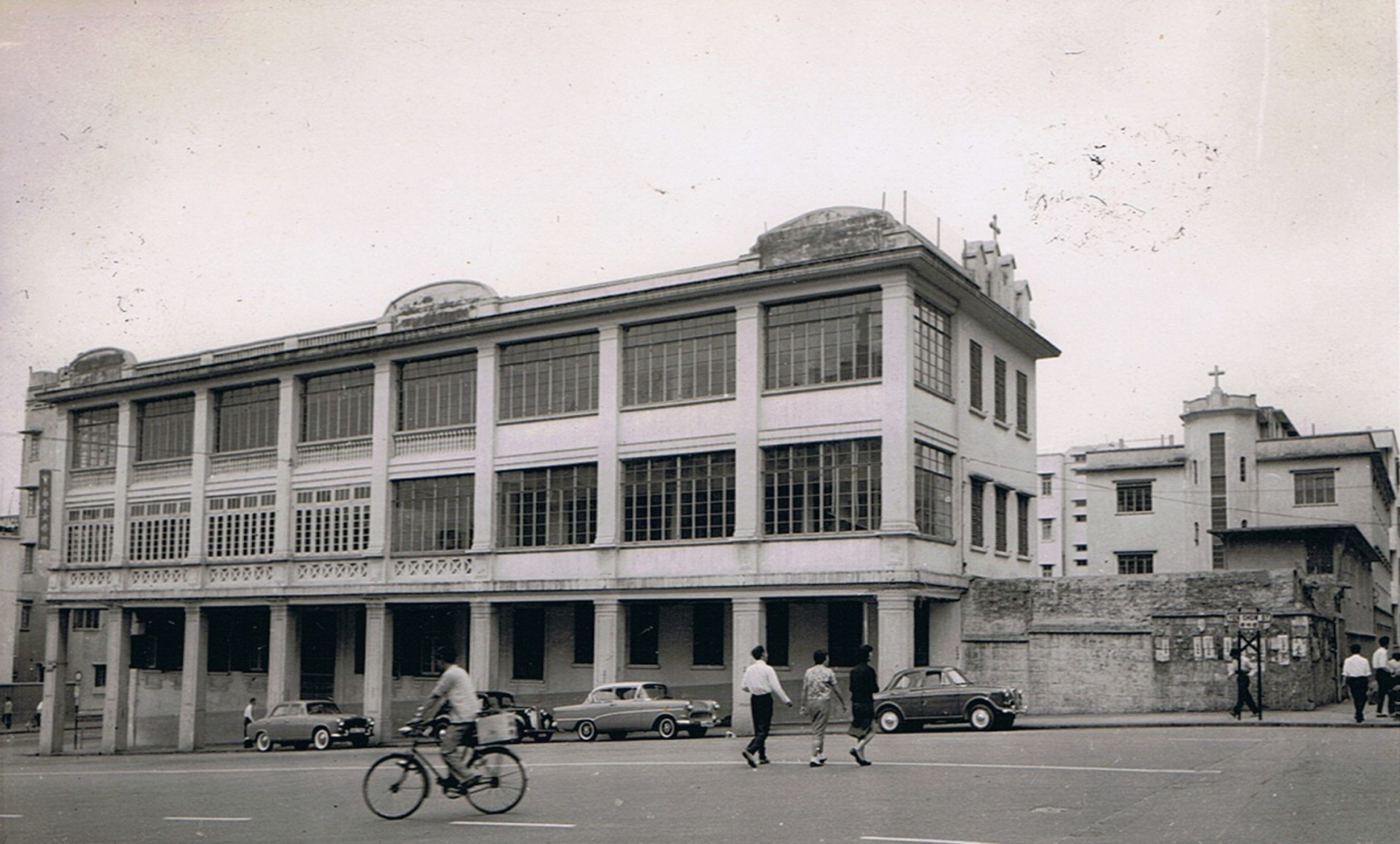 Tak Ching School scaled